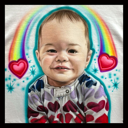 Airbrush T-shirt - Baby Portrait - Hearts - Rainbow